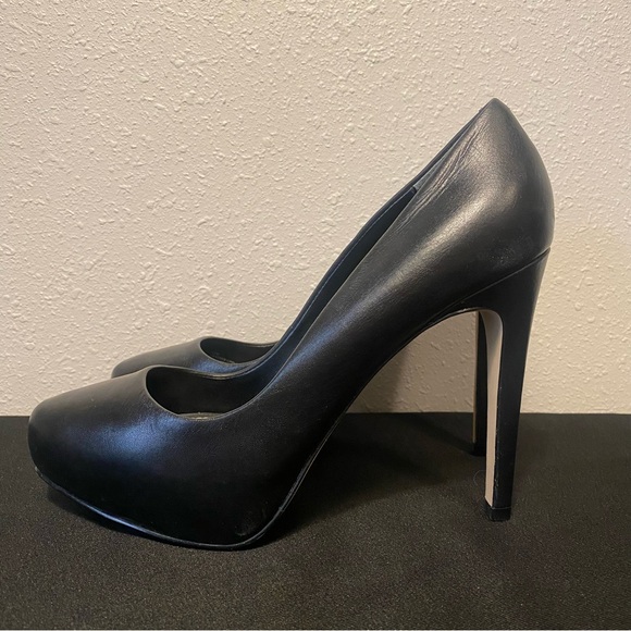 Charles by Charles David Black 8 Leather Platform Stiletto Heel Closed Toe NWOT - Picture 3 of 5